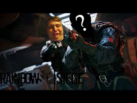 THIS IS WHY YOU DONT PLAY WITH FRIENDS :D | Rainbow 6 siege!