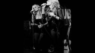 Boom Boom HQ - Carmen and Camille