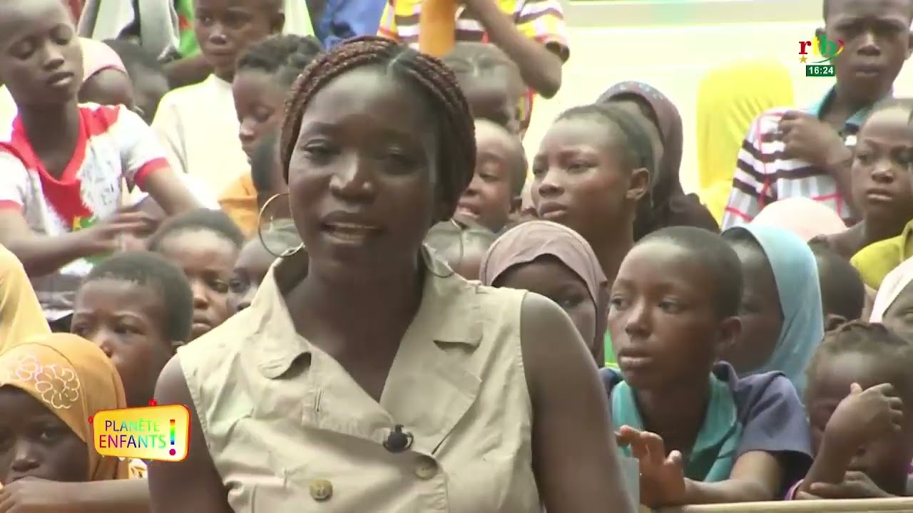 L'Emission "Planête enfants" dépose ses valises à l'Ecole Primaire Publique Mogtédo A & B