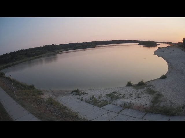 Live webcam view of Embalse de Retención de Ligota Górna