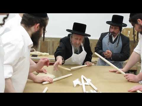 Skolya Rebbe Baking Matzos - Nissan 5782