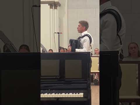 Florin Stefan- Privesc adânc și ma-ntreb deseori