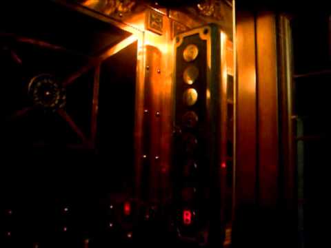 1906 Otis elevators @ Harrods, Knightsbridge, London (UK)