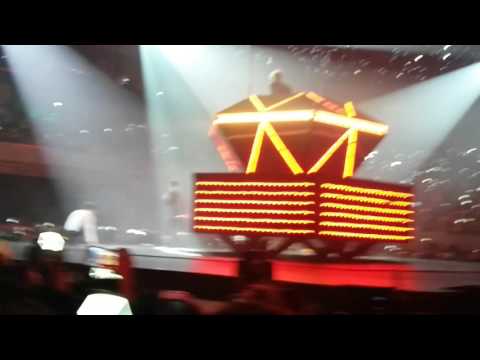 [FANCAM] 20160123 EXO - Drop That + Machine + Let Out the Beast + Run #EXOluXionInManila