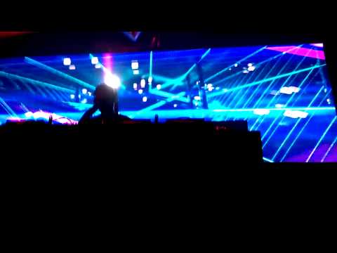 John Askew @ Somewhere Loud - Omega Drive - I Just Can't Believe All The Things People Say