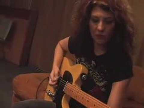 Janet Robin on guitar for Girls with Guitar interview