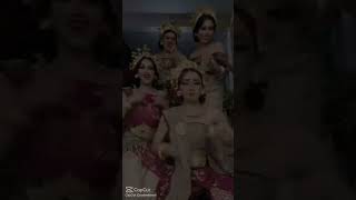 Download lagu Lagu Bali Belalang kekek-proyek gede Istri Jro Rufix#lagubali #tarianbali @istrijrorufix mp3