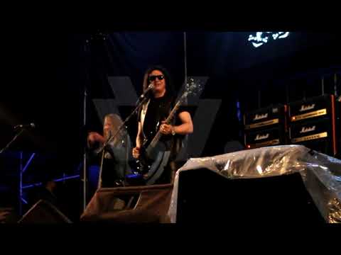 Gene Simmons y el público de La Paz, Bolivia