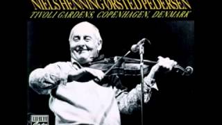 Stephane Grappelli, Joe Pass, & NHØP - Let's Fall In Love (live)