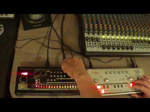 TT-303 TR-08 - Live Improv Acid Jam 2/3 - 2018-09-27