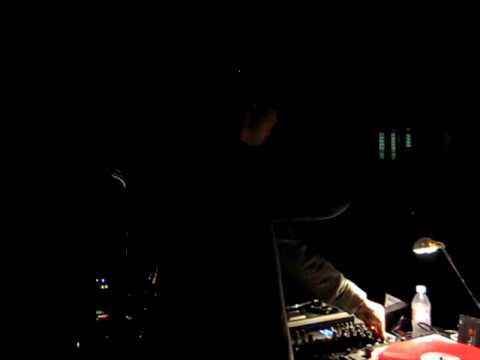 Guido - Mad Sax LIVE feat Digistep (Dubkasm) at Subloaded vs Teachings in Dub, April 2010 Bristol