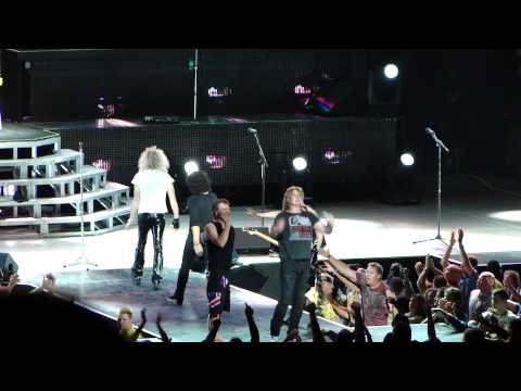DEF LEPPARD Closes Show White Water Amphitheater 9/15/11