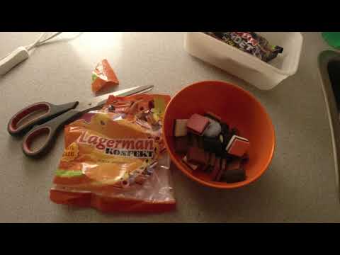 MongoTV_12401 - SPISER SKÅL LAKRIDS KONFEKT FREDAG AFTEN