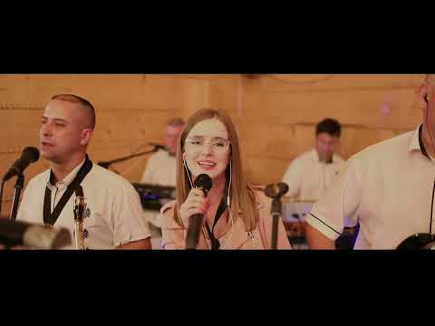 Zespół Wszystko Gra z utworem L'italiano //cover-live// Wprost ze słonecznej Italii ;) !! Zapraszamy