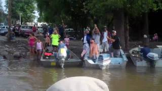 preview picture of video 'hot dog man at redneck fishing tourny bath il. 2010'