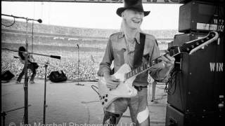 Johnny Winter-  Palace Theater, Waterbury, Connecticut 7/11/75
