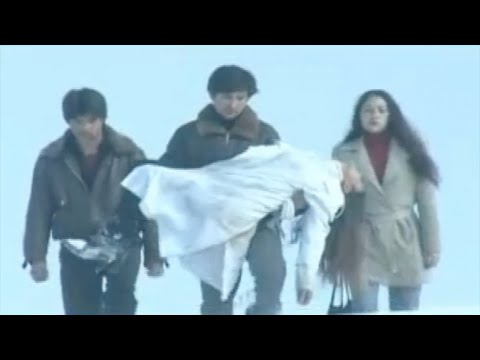 Uyghur Old Song - Pighanliq Naxsha (English Subtitles)