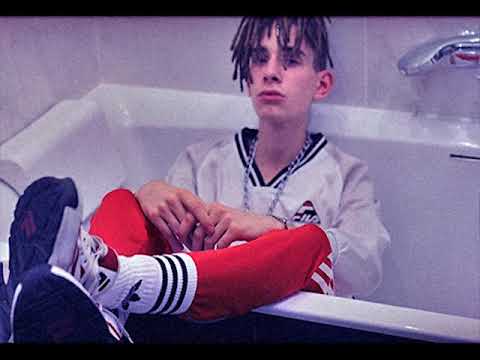 JULY SUX - SHE CAN'T FORGET ME NOW (Audio)