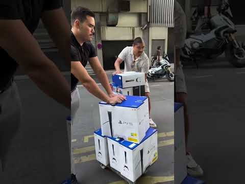 REGALANDO 10 PS5 y 1 PRO - Soy Papá en París