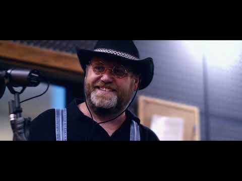 Michal Tučný revival a Poslední kovbojové  - Abych tu žil (official video)