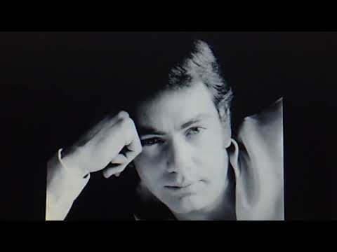 Neil Diamond:  "I'm a Believer"  (1967)