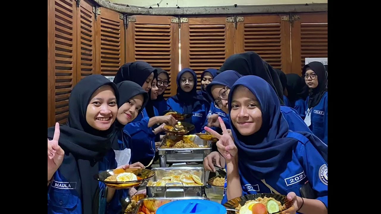 Praktikum Konsentrasi Ekonomi Bandung 2023 Tadris IPS FITK UIN Syarif Hidayatullah Jakarta