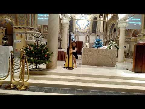 Szegedi Dóm - hárfajáték Harmath Kornélia 6 evés- Выступление в Сегедском Доме - Корнелия Хармат 6л.