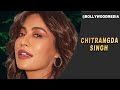 चित्रांगदा सिंह खार में कैफे के बाहर Chi
