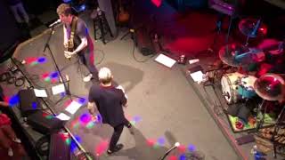 Better Than Ezra and Mark McGrath sing Tubthumping Live at Tipitina’s