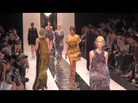 Fashion Week Paris 2011  Guy Laroche.