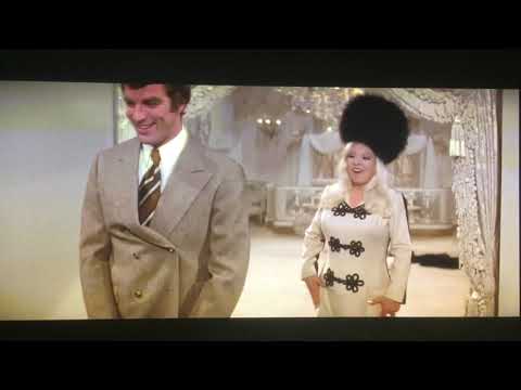 Tom Selleck meets Mae West in 1970