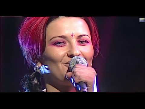 Alisha's Attic - I Am, I Feel (Live NRK Wiese 1996)