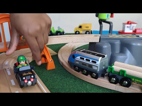BRIO Trains: Fireman, Street , Construction, Vehicles,  Wooden Train Railway Toys Unboxing for Kids Video