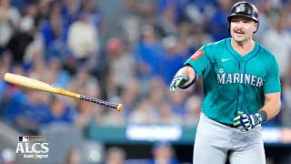 Cal Raleigh DEMOLISHES a homer to tie ALCS Game 1 between the Mariners and Blue Jays! 🔱