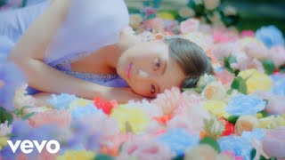 Kadr z teledysku Cherish tekst piosenki Kawaguchi Yurina