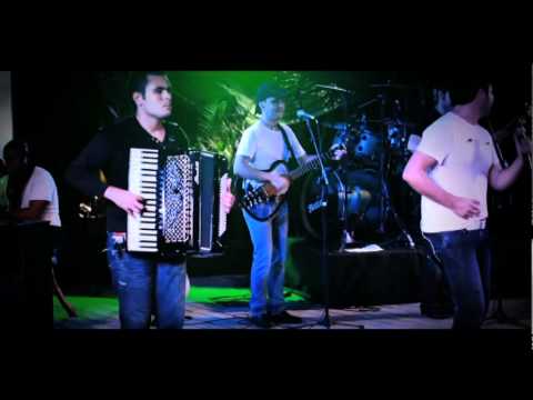 Jamais Te Amou, Tem Que Valorizar, Dance Comigo - Eh Expresso - Luau Acústico
