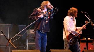 Black Crowes - Torn And Frayed (Live)...Rolling Stones Cover