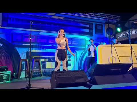 HAJDE DA LUDUJEMO (Cover) - Laura Tina