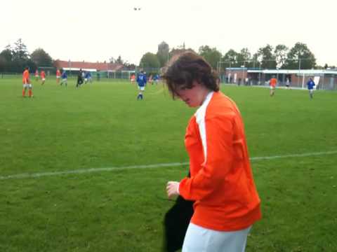 Standaarbuiten - Moerse Boys Dames