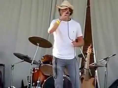 Hunter Price singing Chris Young cover "Getting you Home" without backup music