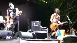 NOFX - Fuck The Kids + Linoleum (live @ Sherwood Festival, Padova - June 16, 2013)