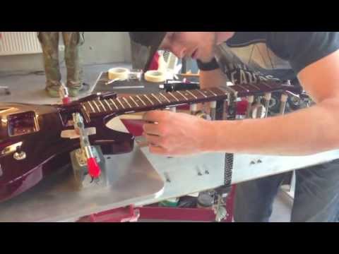 Aristides Guitars Factory Videos: Leveling Frets