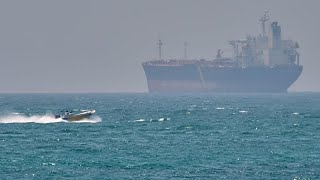 Intercambio de disparos de Irán con "unidades enemigas" en Ormuz