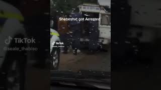 Download lagu Shebeshxt being arrested. mp3 Download lagu Shebeshxt being arrested. mp3