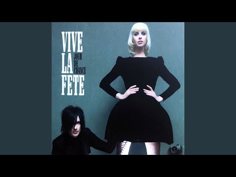 Videoclip de Une Par Une — Vive la fête