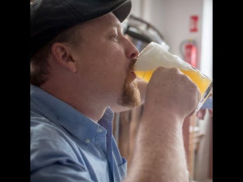 Frisch gezapftes und süffiges Bier vom Haderner Bräu