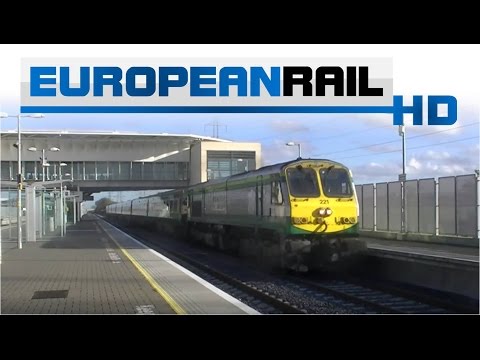 Iarnród Éireann Irish Rail 201 loco 221 + mk4 set passes Adamstown Station