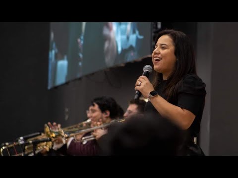 Hosanna al Rey - Ministerios Ebenezer Chicago (Nuevo Canto)