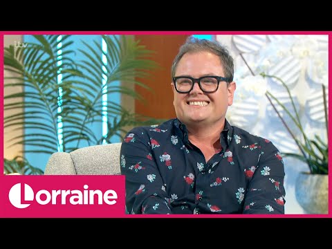 Alan Carr On ‘Interior Design Masters’ Final & How His Personal Life Affected His New Tour | LK