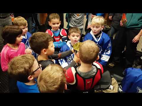 HC Slovan Louny - 1.třída r. 2011 - Oslava 1.místa Vánočního turnaje v Mostě dne 16.12.2017